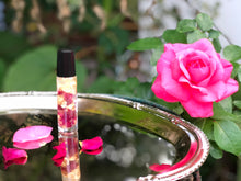 Load image into Gallery viewer, Fantasy Lip Oil
